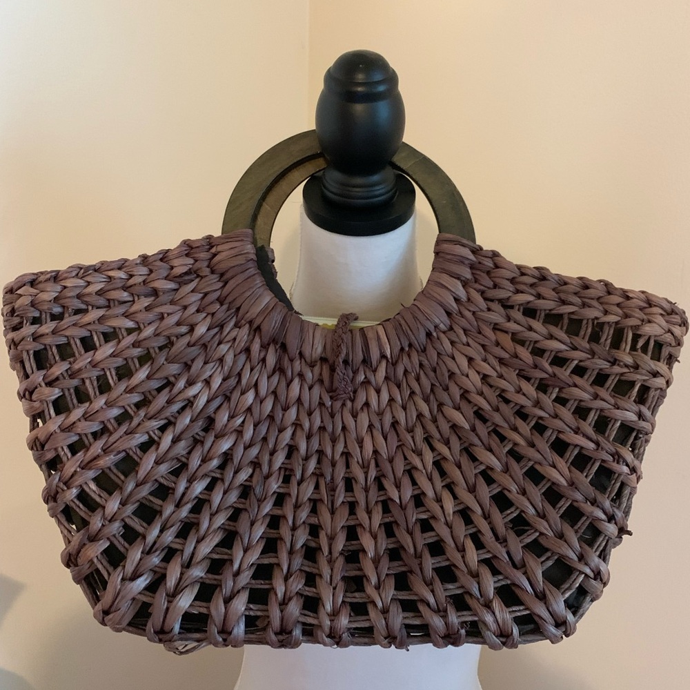 Woven Brown Handbag with Wooden Handles